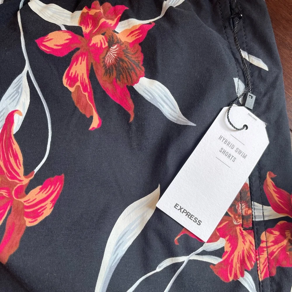 Express Men’s Floral Short Set - Picture 4 of 6